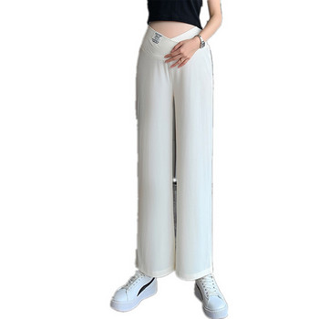 Широк модел ластичен панталон за бременни с емблема
