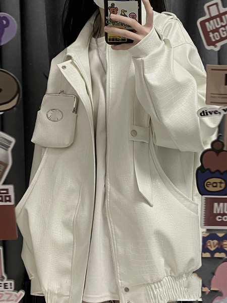 Női fehér bőrdzseki cipzárral