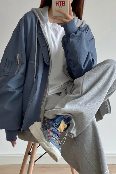 Női őszi kabát kapucnival - retro modell