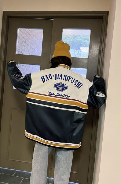 Ženska jesenja jakna - koža na gumbe