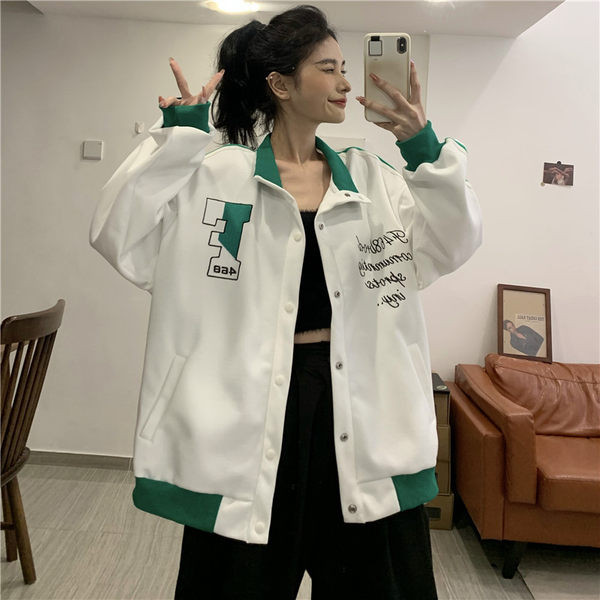 Дамско есенно яке в два цвята - спортен модел