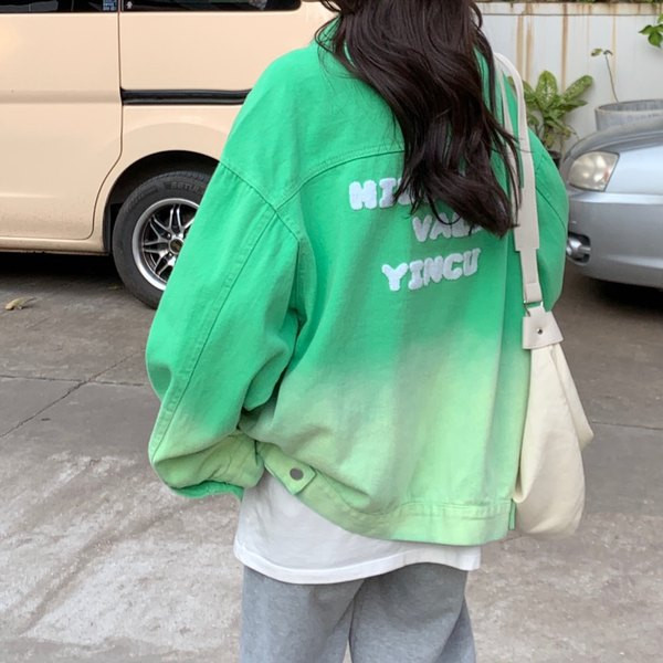 Jesenska zelena ženska jakna na gumbe