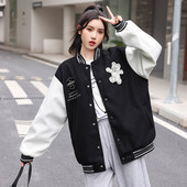 Есенно бейзболно яке - свободен модел с копчета