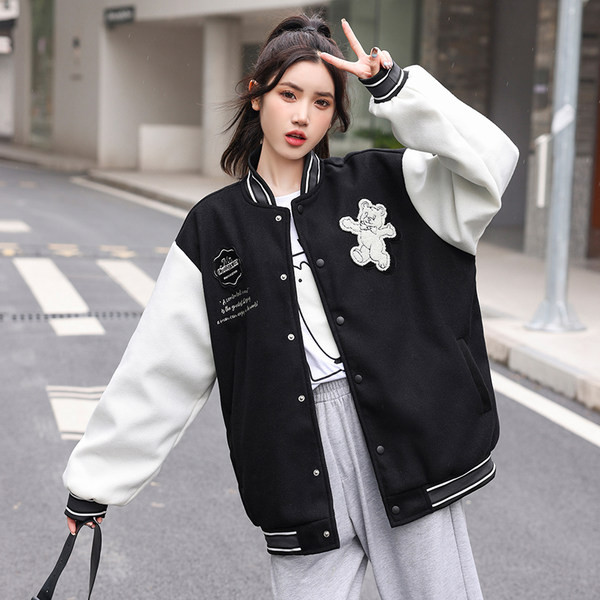 Есенно бейзболно яке - свободен модел с копчета