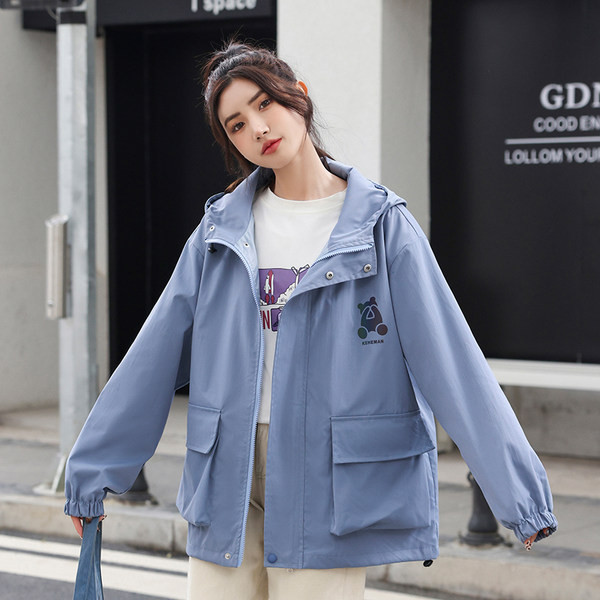 Sportos őszi női kabát cipzárral