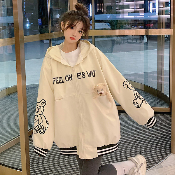 Ženska jakna u dvije boje sa ukrasnim medvjedićem