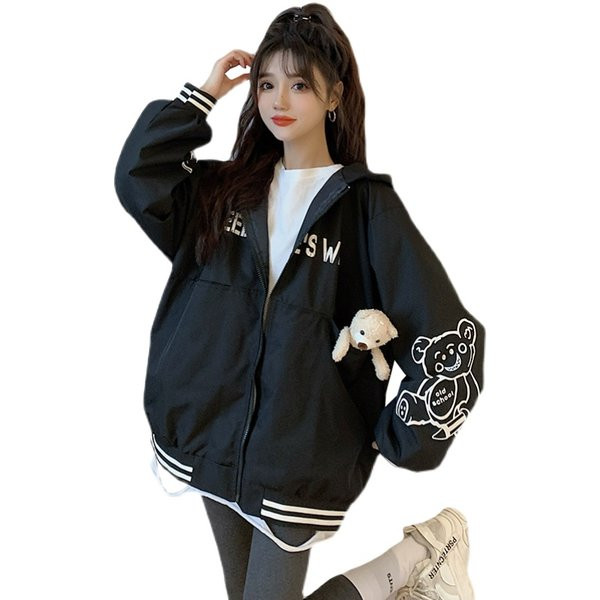 Ženska jakna u dvije boje sa ukrasnim medvjedićem