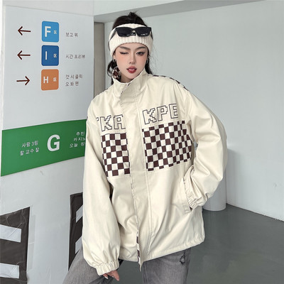 Őszi női kabát bő mintával - cipzárral