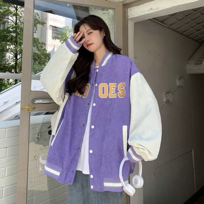 Sportos őszi kabát gombokkal