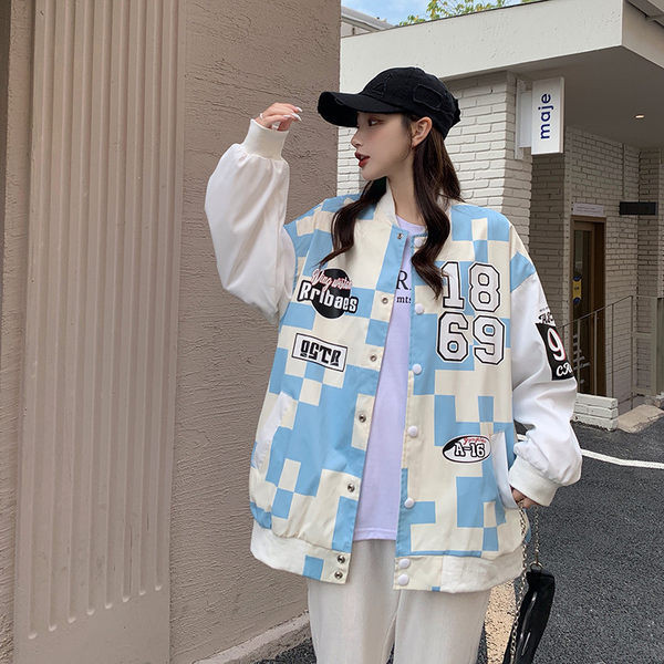 Női őszi mintás kabát számokkal