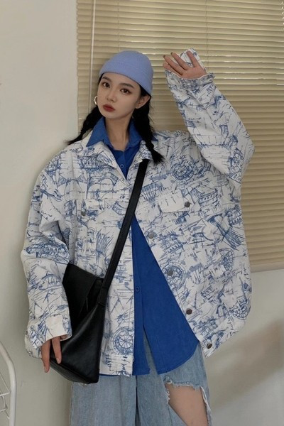 Ženska traper jakna s kragnom i gumbima