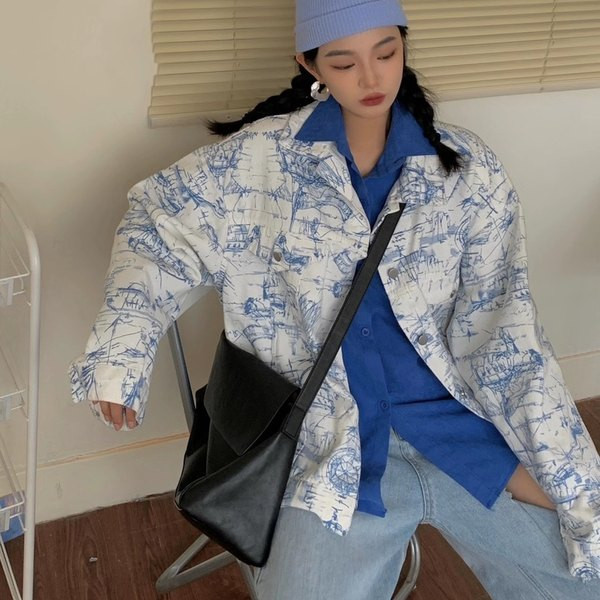 Ženska traper jakna s kragnom i gumbima