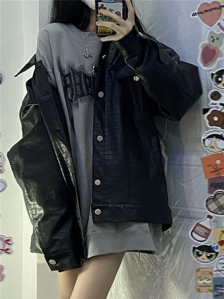 Дамско кожено яке с копчета