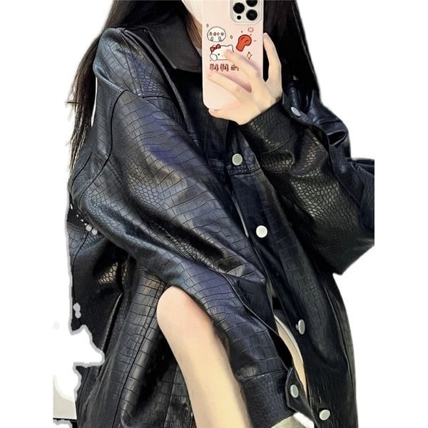 Дамско кожено яке с копчета