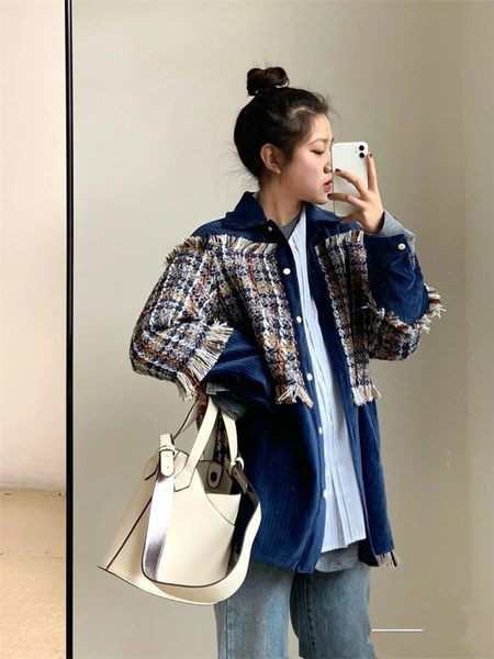 Női őszi farmerdzseki gombokkal