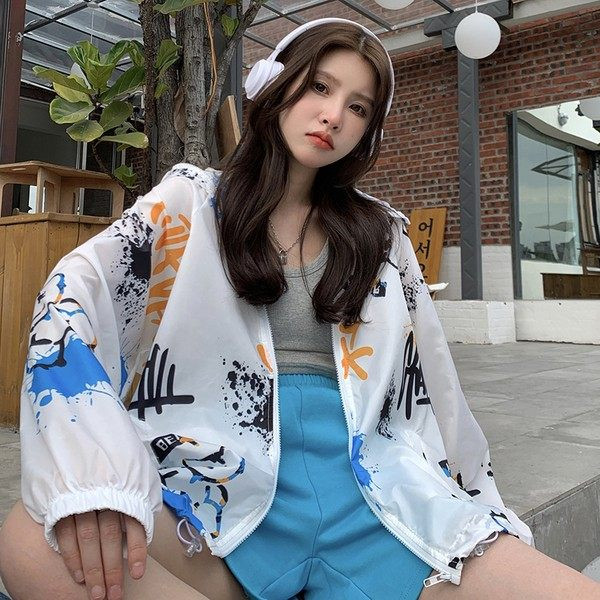 Ženska jesenja jakna od laganog materijala