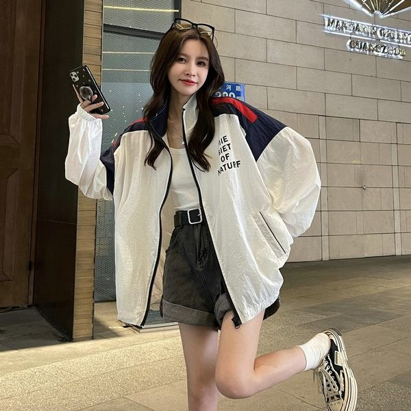 Jesenska ženska jakna s patentnim zatvaračem - slobodan uzorak