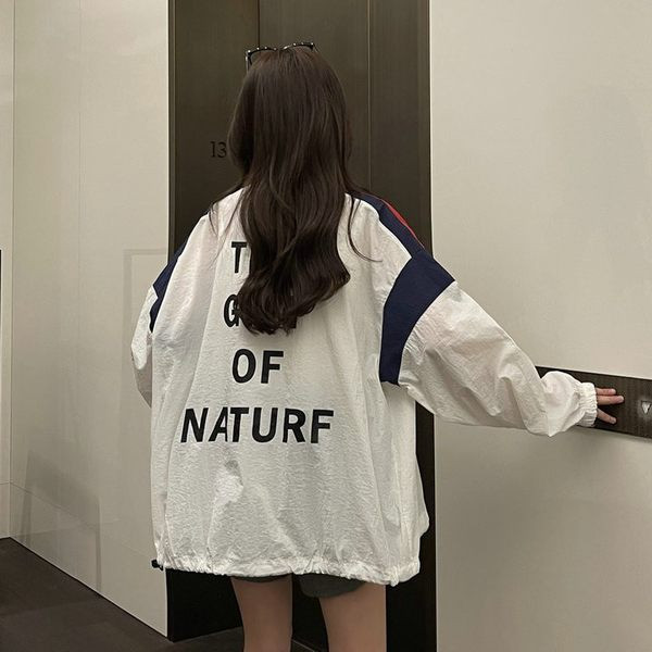 Jesenska ženska jakna s patentnim zatvaračem - slobodan uzorak