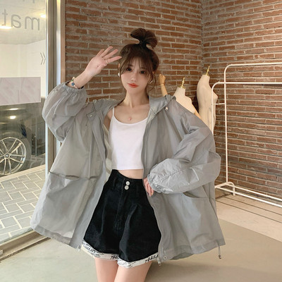 Есенно дамско яке от  лека материя