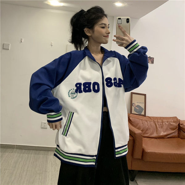 Široki model ženske jesenske jakne