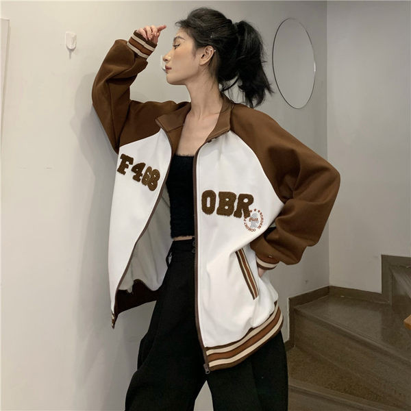 Široki model ženske jesenske jakne