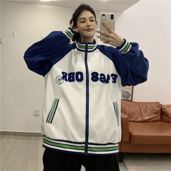 Široki model ženske jesenske jakne