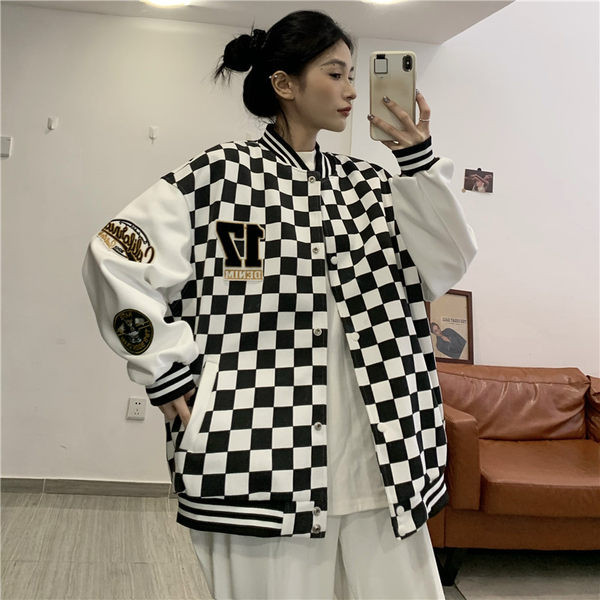 Női őszi kabát - gombos rögzítéssel