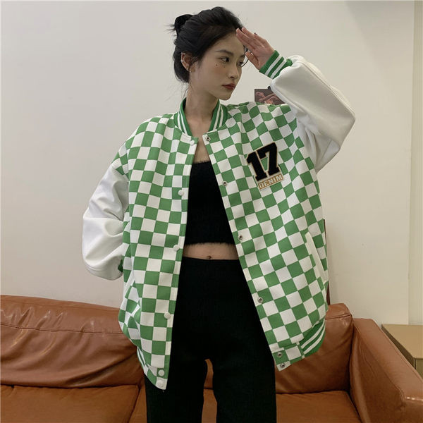 Női őszi kabát - gombos rögzítéssel