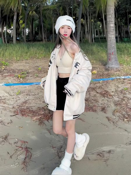 Női őszi kabát - szabad mintás nyomattal