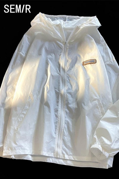 Дамско есенно яке - с качулка и UV защита