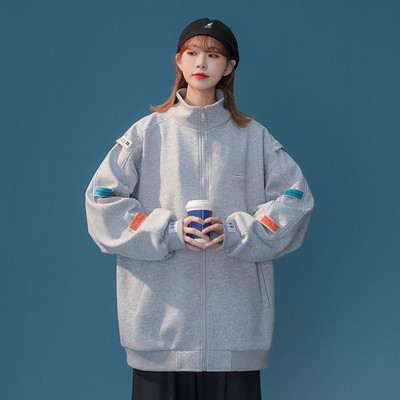 Széles modell őszi kabát, széles ujjakkal