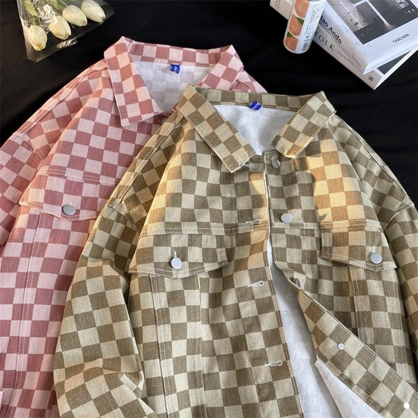 Ženska jesenja jakna - karo uzorak