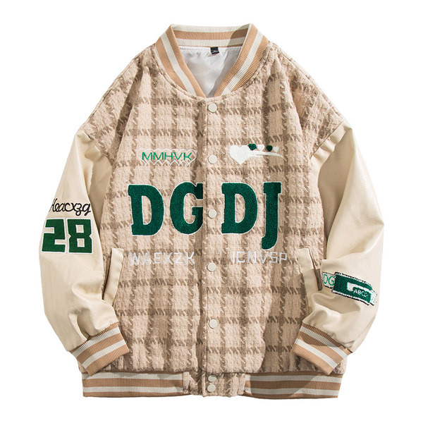 Sportdzseki dekoratív nyomattal és gombokkal