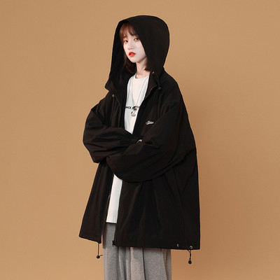 Női kabát őszre kapucnival