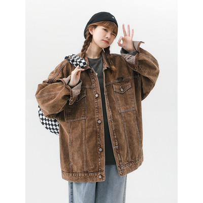 Ženska jesenja jakna sa širokim rukavima i gumbima