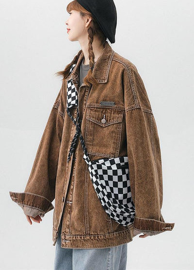 Ženska jesenja jakna sa širokim rukavima i gumbima