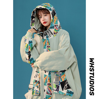 Дамско яке с декоративна разцветка с качулка и копчета 