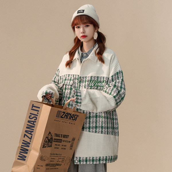 Naiste sügisjope - avar nööpidega mudel