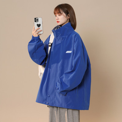 Őszi női kabát cipzárral - tiszta modell