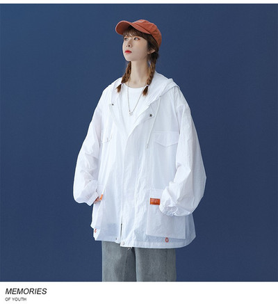 Bő, kapucnis női kabát többféle színben