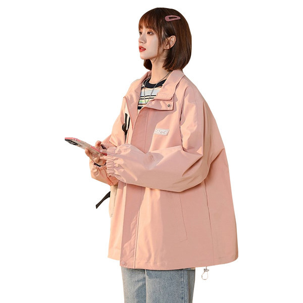 Női kabát különböző színekben, zsebbel