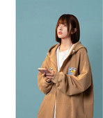 Női kabát különböző színekben