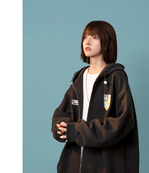 Női kabát különböző színekben