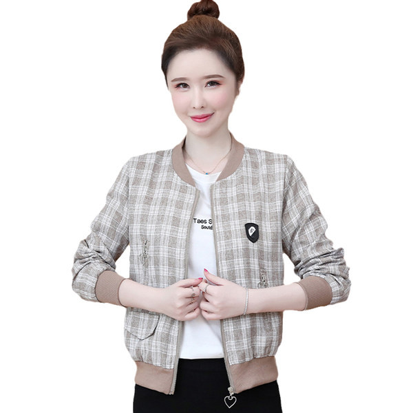 Női kockás kabát zsebbel