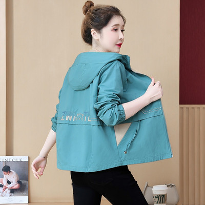 Őszi női kapucnis kabát - tiszta modell