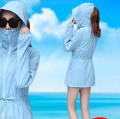 Női napvédő kabát magas kabáttal és nyitott kapucnival