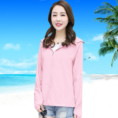 Női napvédő kabát magas kabáttal és nyitott kapucnival