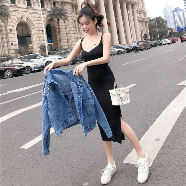 Naiste sügisjope tikandite ja pärlitega