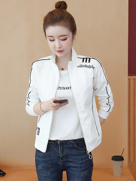 Есенно дамско яке с цип - къс модел