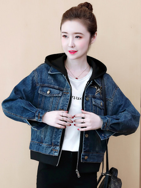 Alkalmi női farmerdzseki kapucnival és cipzárral